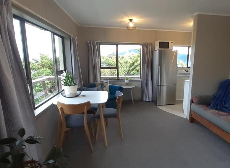 Paku Peak Ocean View Apartment Таіруа Екстер'єр фото